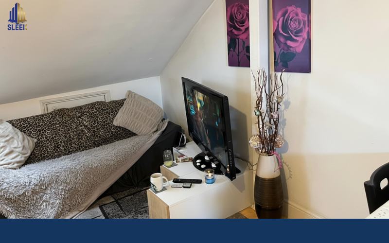  141 High Road 06 Bed House